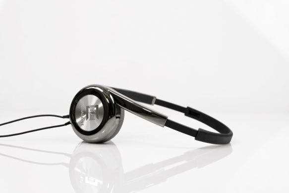 ultrasone zino headphones design