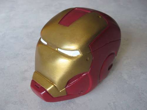 Hand Made Iron Mam Helmet Defines Geeky Art!