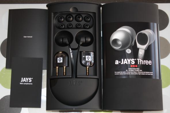 jays-a-jays earphone package content